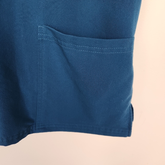 Jaanuu Relaxed Three Pocket Short Sleeve Scrub Top Teal Blue Green Sz S - Picture 5 of 10